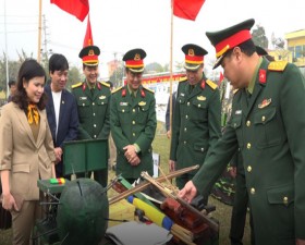 Huyện Thạch Thất ra quân huấn luyện năm 2023