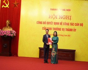 Ban Thường vụ Thành ủy Hà Nội Công bố Quyết định về công tác cán bộ tại Huyện ủy Thạch Thất