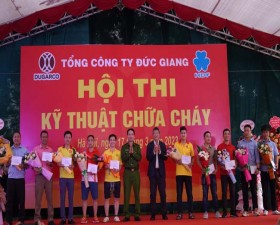 Sôi nổi Hội thi Kỹ thuật chữa cháy