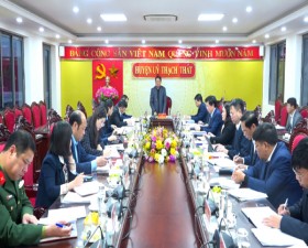 Đồng chí Vũ Đức Bảo -Trưởng ban Tổ chức Thành ủy làm việc với Ban Thường vụ Huyện ủy Thạch Thất