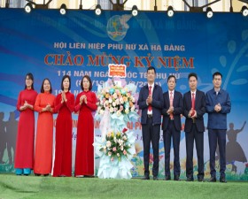 Chương trình giao lưu, đồng diễn dân vũ của Hội LHPN xã Hạ Bằng