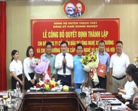 Đảng ủy Khối Doanh nghiệp huyện công bố Quyết định thành lập 02 Chi bộ 