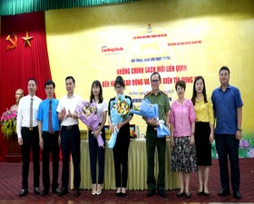 LĐLĐ huyện: Đối thoại, giao lưu với chủ đề "chính sách mới liên quan đến người lao động và nhận diện tín dụng đen"