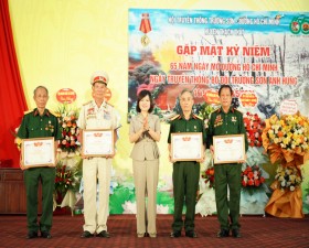 Thạch Thất: Gặp mặt kỷ niệm 65 năm Ngày mở đường Hồ Chí Minh - Ngày truyền thống Bộ đội Trường sơn