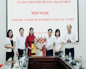 UBND huyện công bố Quyết định bổ nhiệm Chánh Thanh tra huyện