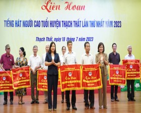 Liên hoan Tiếng hát người cao tuổi huyện Thạch Thất lần thứ nhất