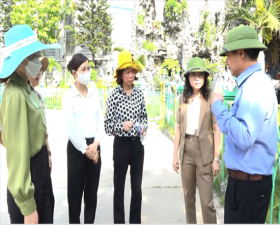 Phùng Xá triển khai chiến dịch vệ sinh môi trường phòng chống dịch sốt xuất huyết