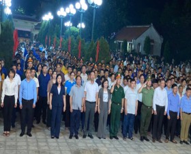 Lễ thắp nến tri ân- Đời đời nhớ ơn các anh hùng liệt sĩ