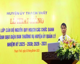 Khai giảng lớp bồi dưỡng cán bộ nguồn quy hoạch các chức danh lãnh đạo diện Ban Thường vụ Huyện ủy quản lí