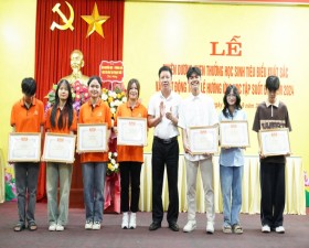 Xã Đồng Trúc: Tuyên dương 73 học sinh tiêu biểu xuất sắc