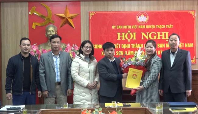 Công bố Quyết định thành lập Ủy ban MTTQ Việt Nam lâm thời các xã Thạch Xá, Lam Sơn, Quang Trung