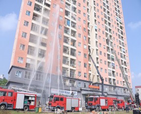 Thạch Thất diễn tập phương án PCCC&CNCH cấp huyện năm 2024