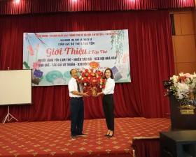 Câu lạc bộ thơ Làng Yên, Thạch Xá giới thiệu 2 tập thơ “Người làng Yên làm thơ” tập 2 và “Tình quê”