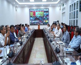 Huyện ủy Thạch Thất tổ chức Hội nghị sinh hoạt chi bộ định kỳ và sinh hoạt chuyên đề