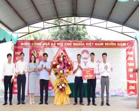 Ấm áp Ngày hội Đại đoàn kết toàn dân tộc tại thôn Linh Sơn- xã Bình Yên và thôn Mục Uyên 1- xã Tân Xã