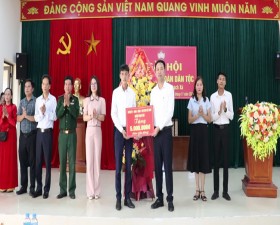 Ngày hội Đại đoàn kết tại thôn Tây Phương- xã Thạch Xá