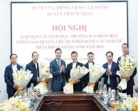 Thạch Thất gặp mặt các linh mục nhân dịp Lễ giáng sinh 2024