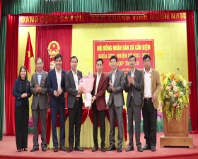 Kỳ họp thứ 10- Kỳ họp thường lệ cuối năm 2024 HĐND xã Cần Kiệm