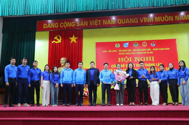 Công bố Quyết định thành lập các tổ chức chính trị- xã hội xã Thạch Xá, Lam Sơn, Quang Trung sau sáp nhập đơn vị hành chính