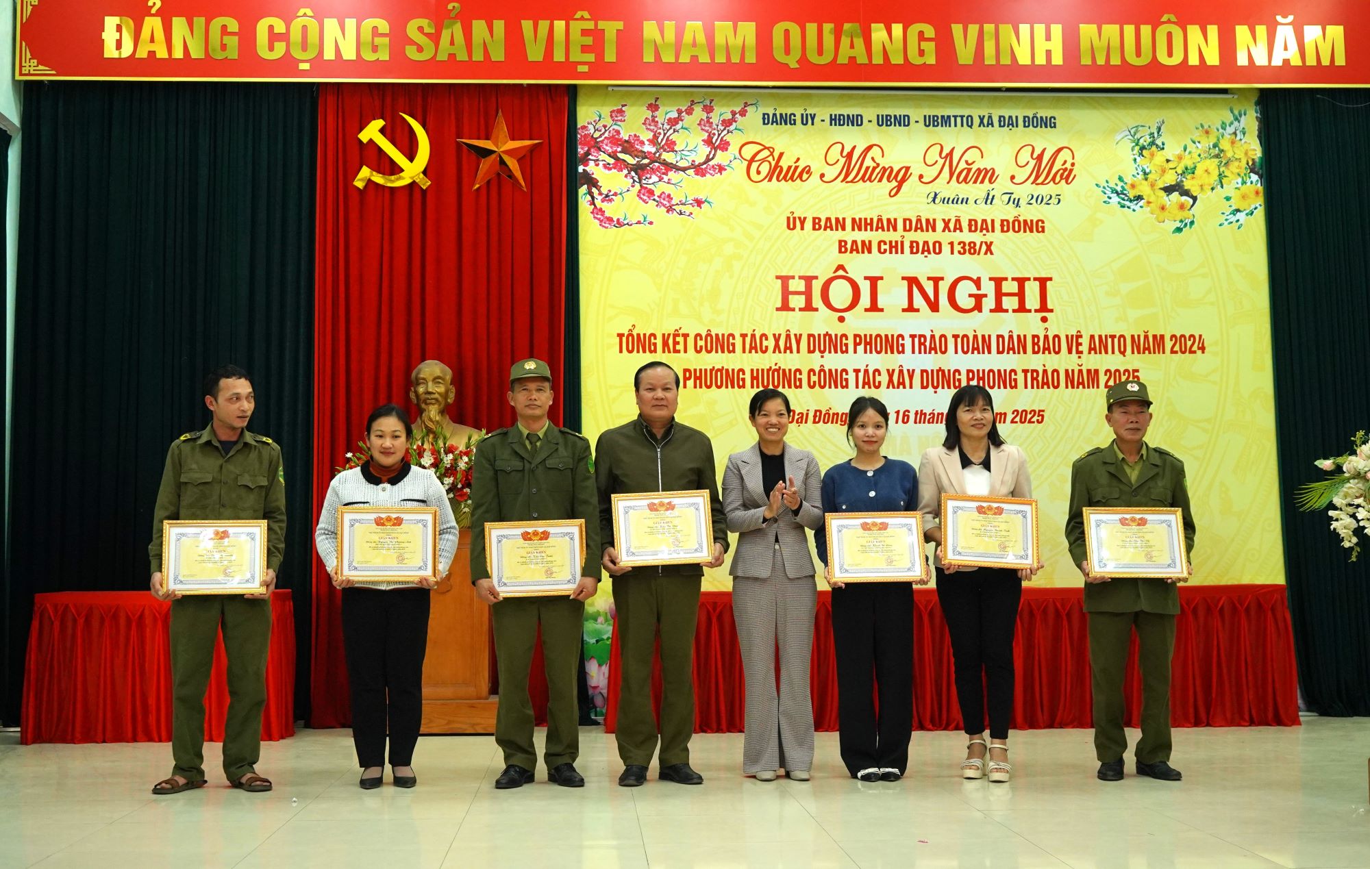 Xã Đại Đồng được Bộ Công An tặng cờ thi đua trong phong trào Toàn dân bảo vệ ANTQ năm 2024