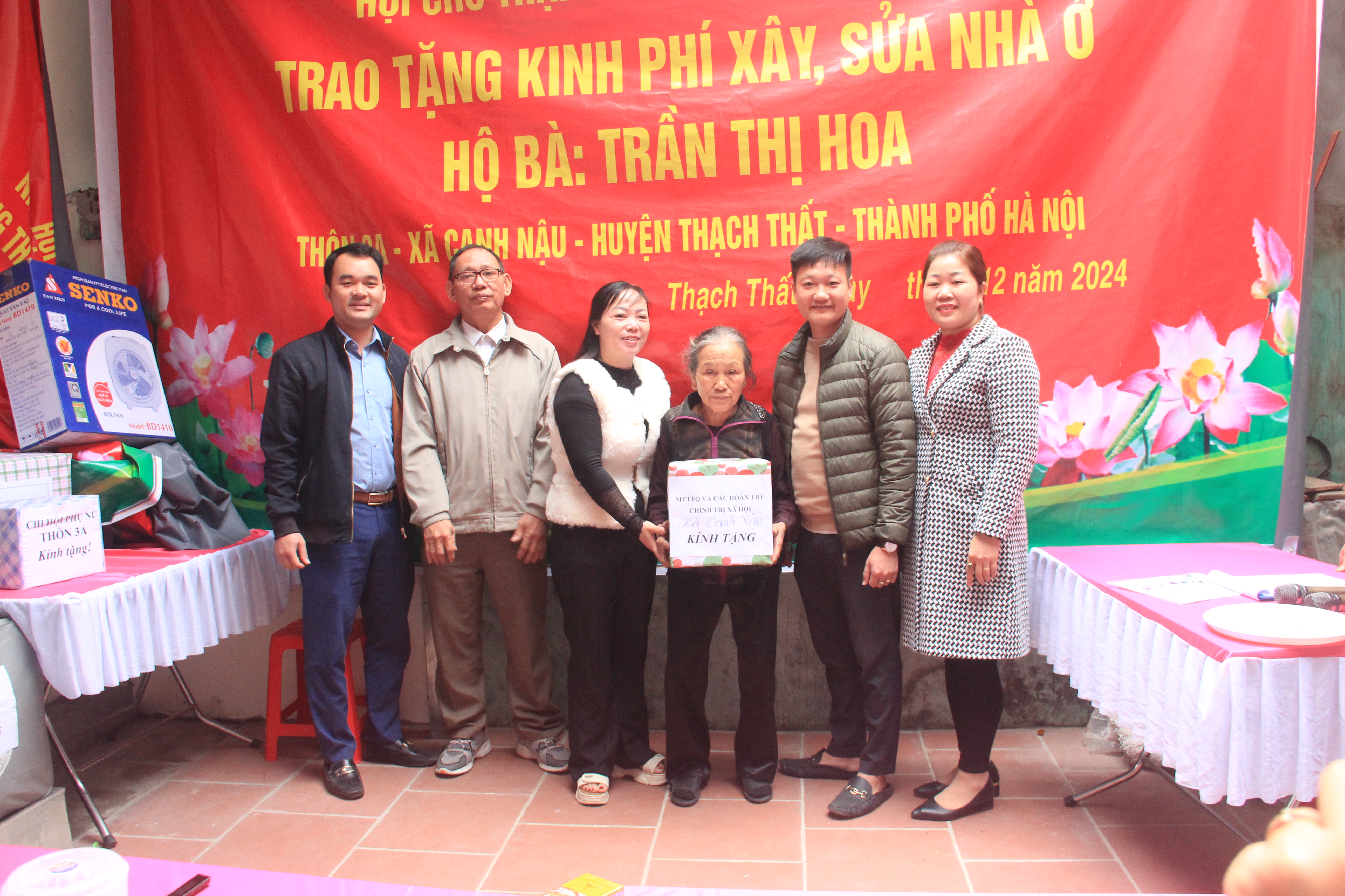 Lễ khánh thành, bàn giao kinh phí hỗ trợ xây sửa nhà cho bà Trần Thị Hoa