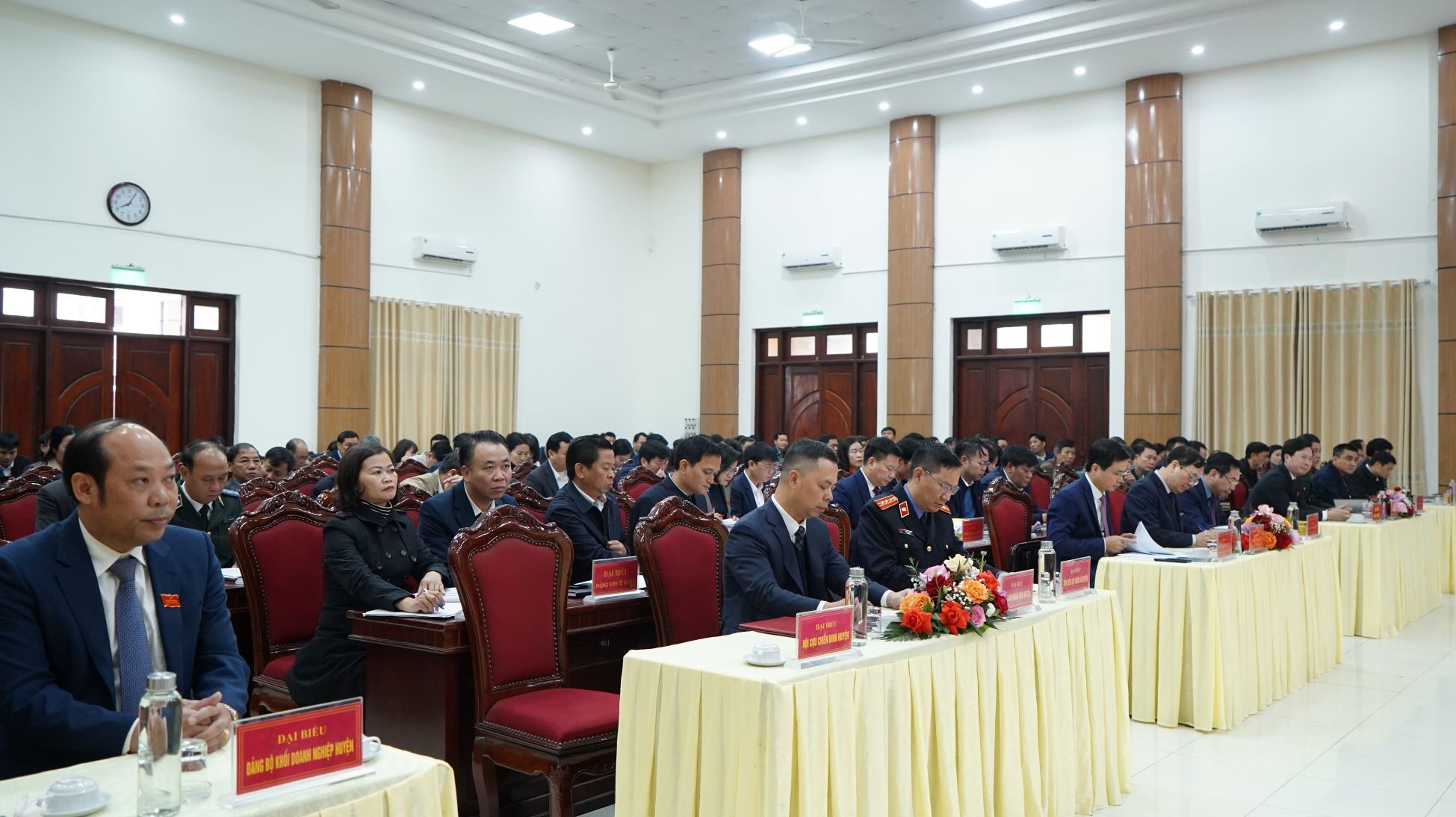 KỲ HỌP THỨ 19 HĐND HUYỆN THẠCH THẤT NHIỆM KỲ 2021-2026 XEM XÉT, QUYẾT ĐỊNH NHIỀU NỘI DUNG QUAN TRỌNG