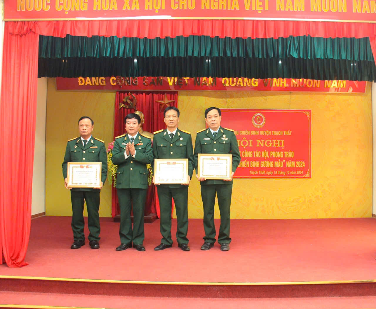 HỘI CCB HUYỆN THẠCH THẤT TỔNG KẾT CÔNG TÁC HỘI VÀ PHONG TRÀO THI ĐUA CCB GƯƠNG MẪU NĂM 2024