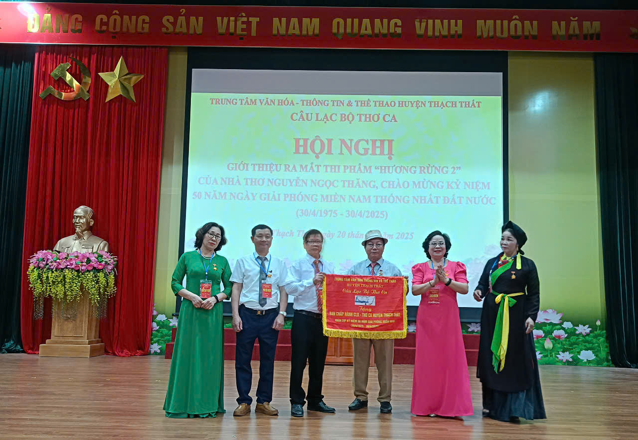 CLB Thơ ca huyện Thạch Thất sơ kết hoạt động Quý I; giao lưu thơ kỷ niệm 50 năm Giải phóng miền Nam, thống nhất đất nước