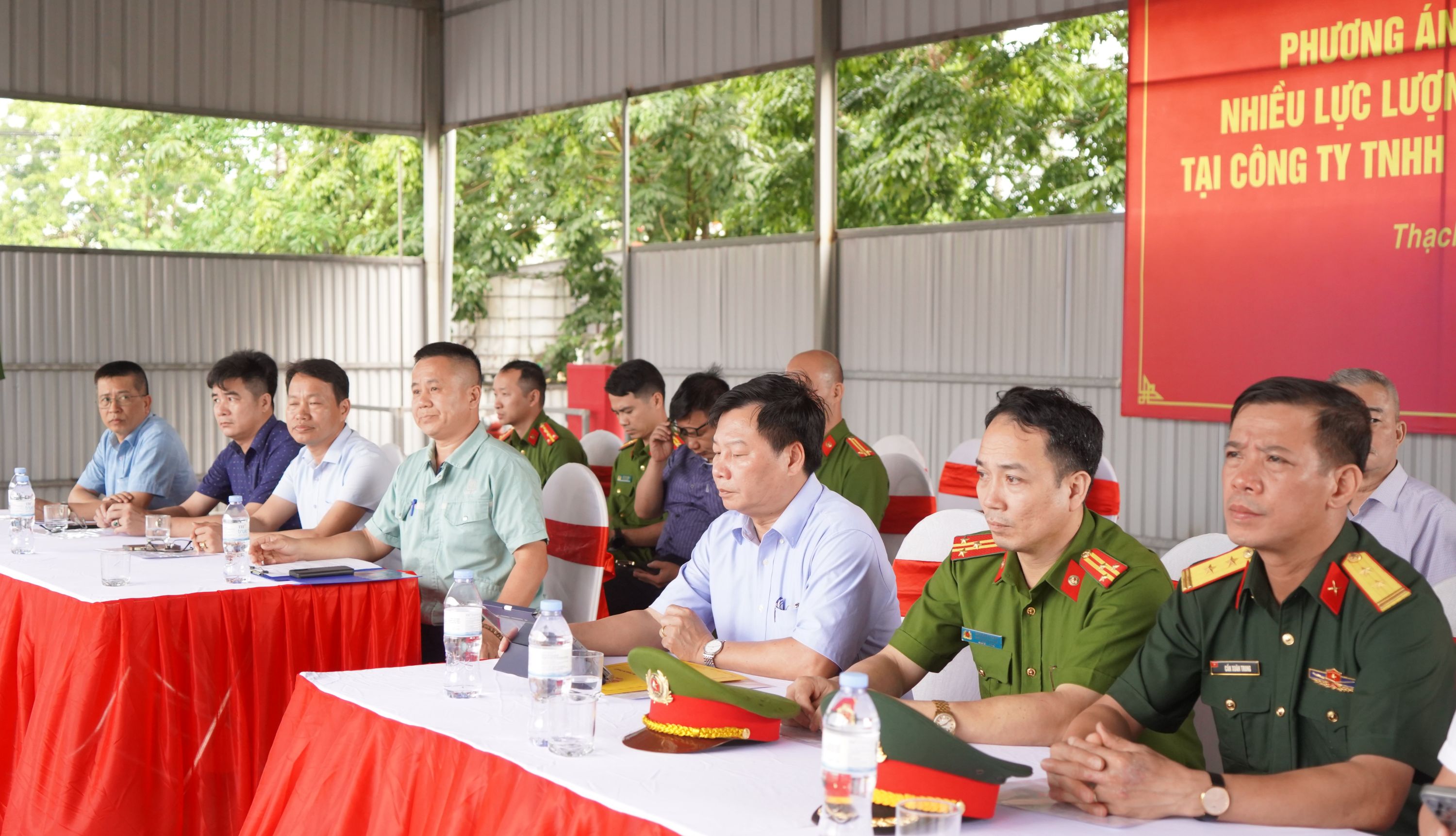 Huyện Thạch Thất tổ chức diễn tập phương án phòng cháy chữa cháy, cứu nạn cứu hộ cấp huyện năm 2025