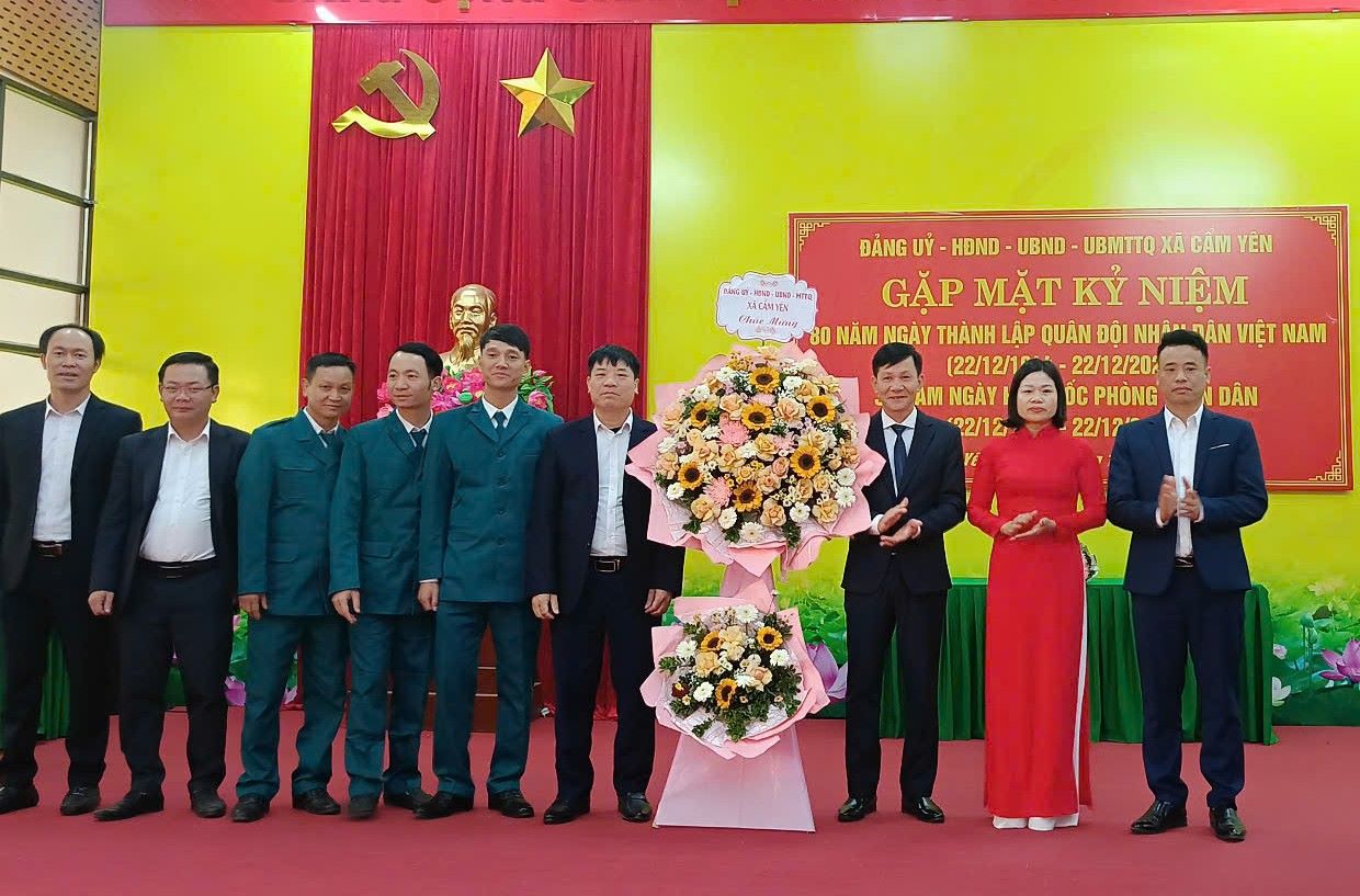  Cẩm Yên long trọng tổ chức gặp mặt kỷ niệm 80 năm Ngày thành lập Quân đội nhân dân