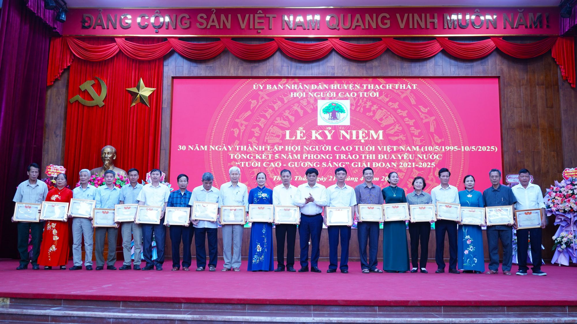 Người cao tuổi huyện Thạch Thất - “Tuổi cao, Gương sáng”