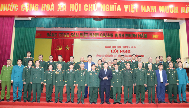 Tân Xã: Gặp mặt truyền thống Kỷ niệm 80 năm Ngày thành lập Quân đội nhân dân Việt Nam
