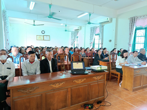 Hội Nông dân huyện Thạch Thất tổ chức hội nghị tuyên truyền cho cán bộ hội viên nông dân về các tiêu chí xây dựng nông thôn mới nâng cao, NTM kiểu mẫu
