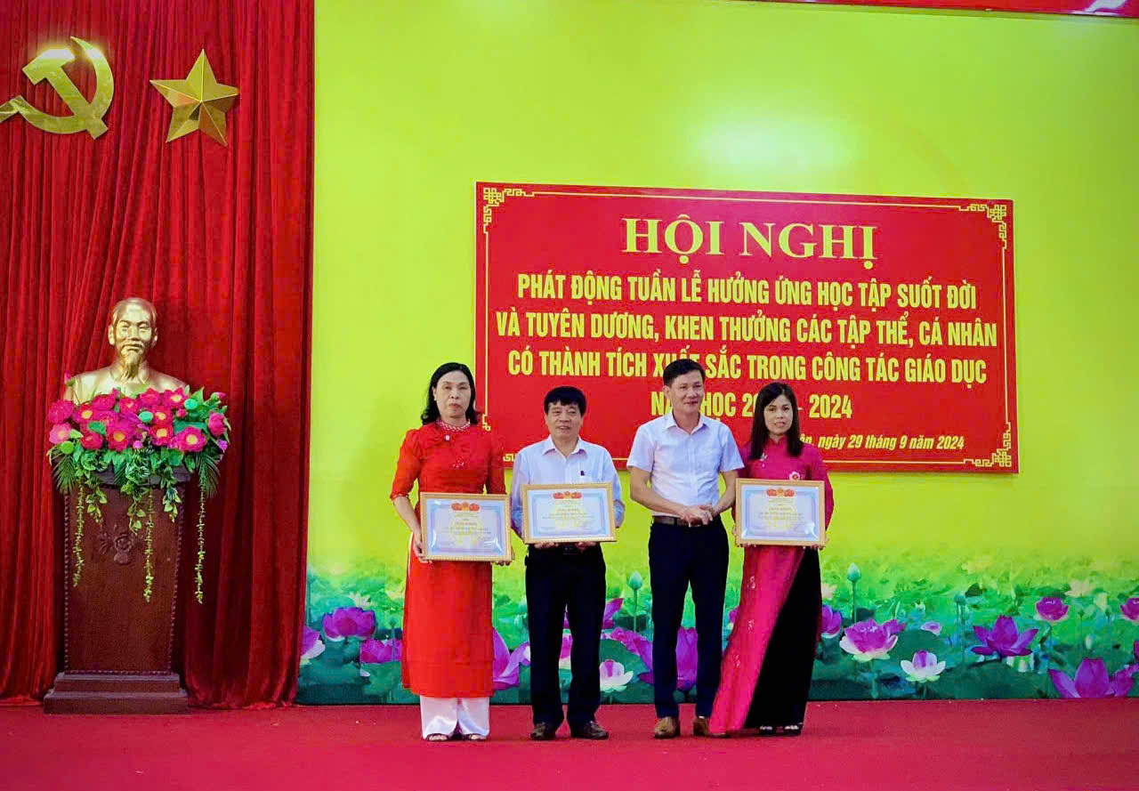 Cẩm Yên tổ chức Hội nghị Phát động Tuần lễ hưởng ứng học tập suốt đời và Tuyên dương, khen thưởng các tập thể, cá nhân có thành tích xuất sắc trong công tác giáo dục năm học 2023-2024