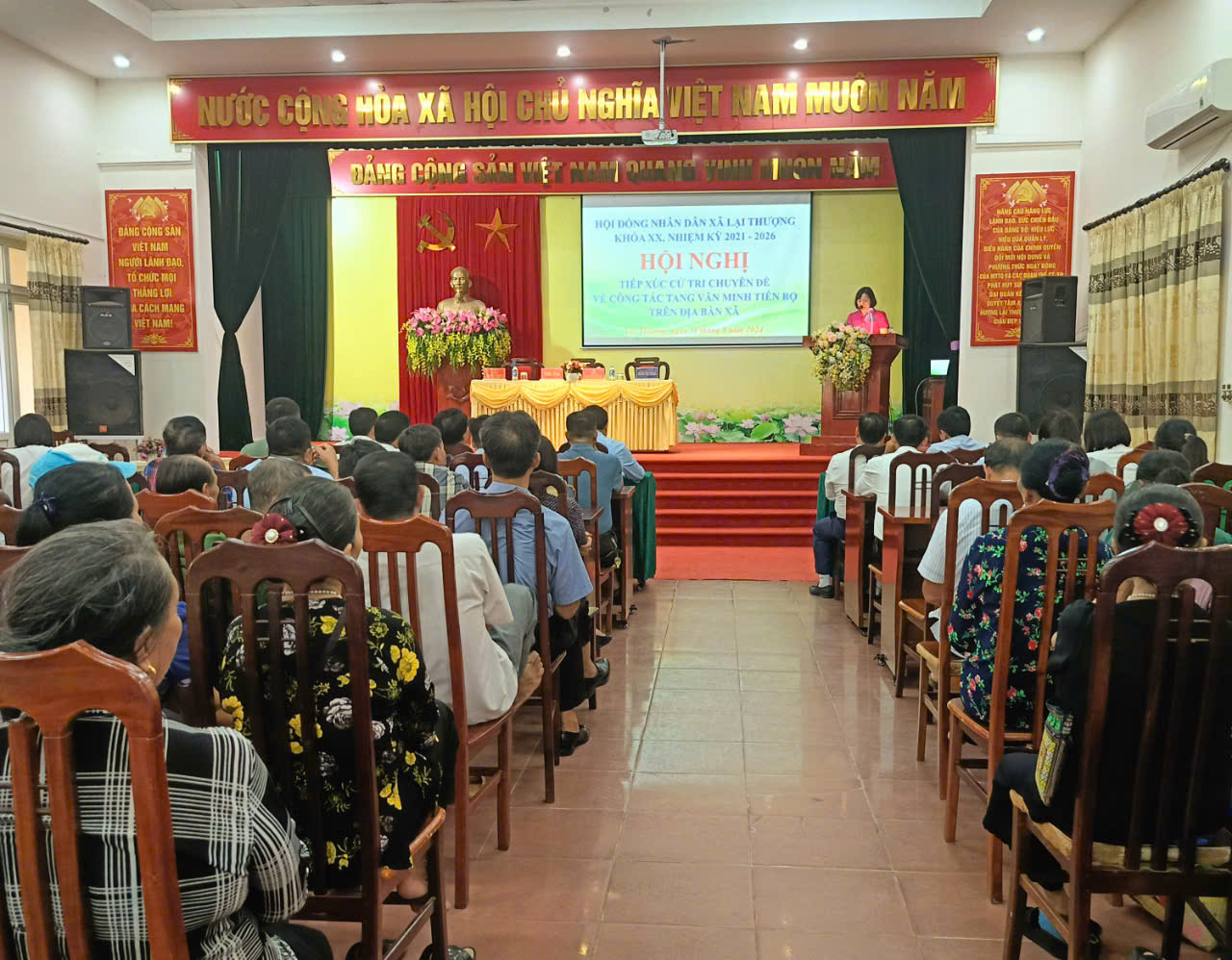 Xã Lại Thượng: Tiếp xúc cử tri chuyên đề về công tác Tang văn minh tiến bộ trên địa bàn xã